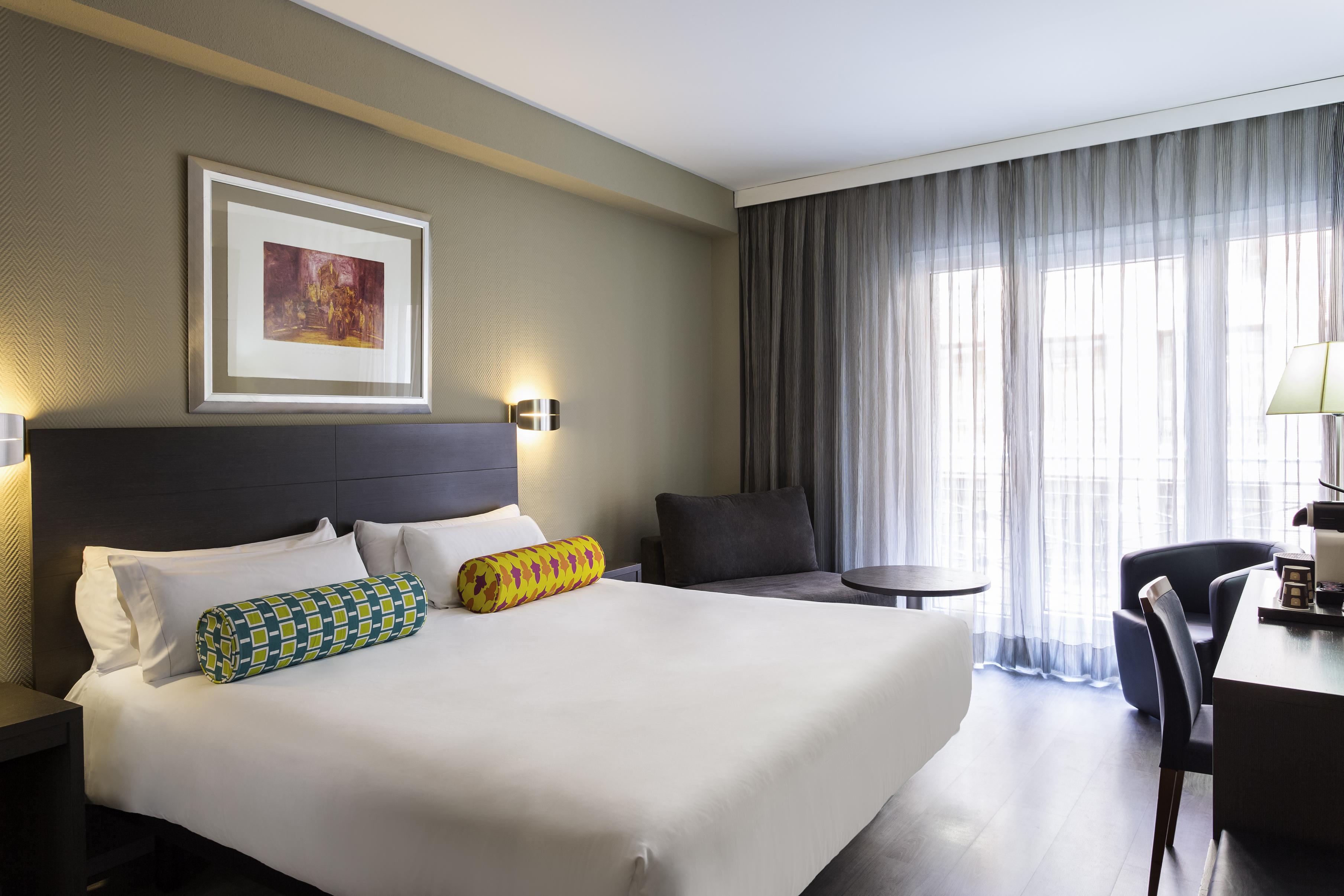 Mercure Madrid Centro Exterior foto